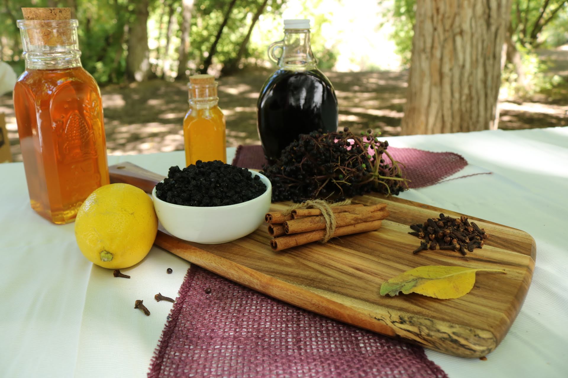 Whole Dried Elderberries - Image 3